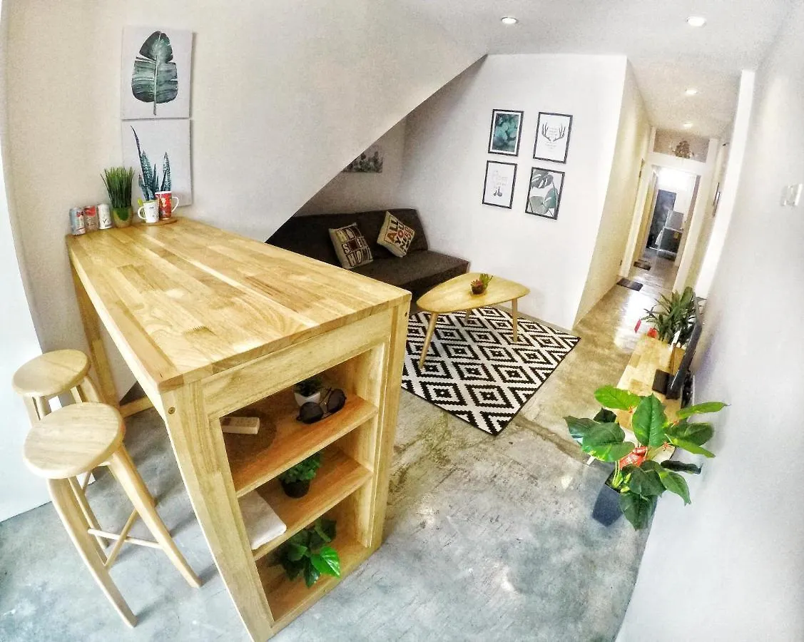 112 Granny Lodge 外婆家-Warmest Home In Georgetown 0*, 조지타운 말레이시아